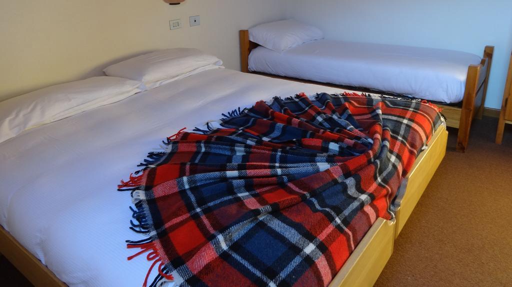 Casa Stefano E Lucia Aparthotel บอร์มิโอ ภายนอก รูปภาพ