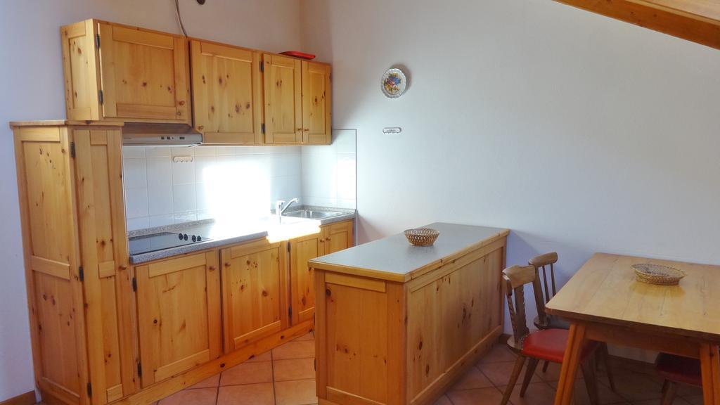 Casa Stefano E Lucia Aparthotel บอร์มิโอ ภายนอก รูปภาพ