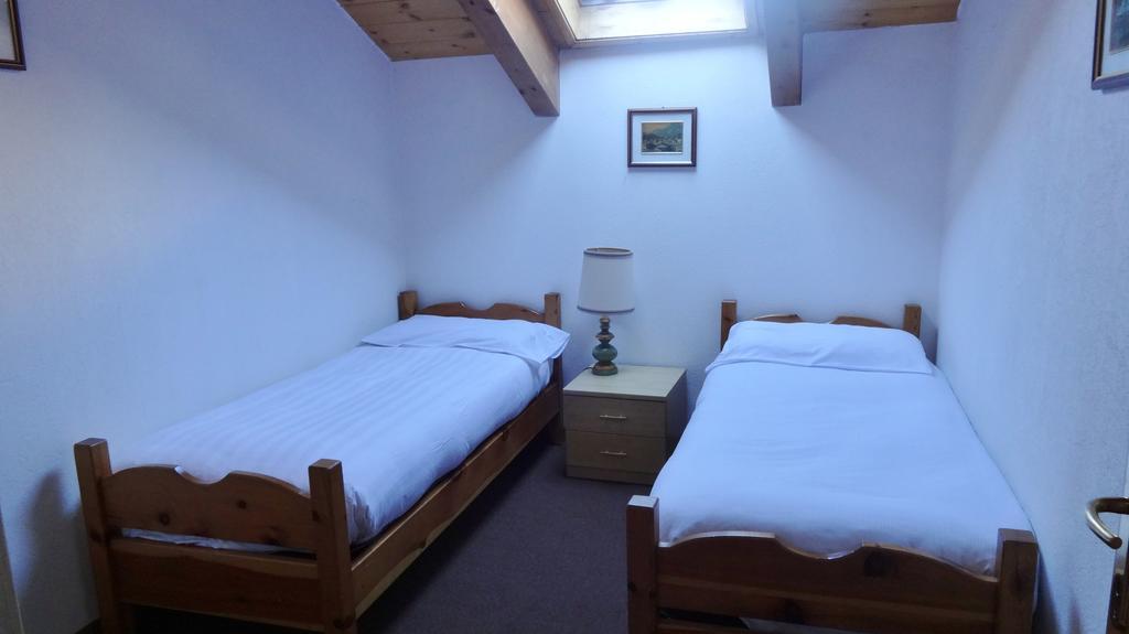 Casa Stefano E Lucia Aparthotel บอร์มิโอ ภายนอก รูปภาพ
